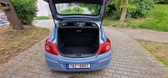 Opel Corsa D 1,2 16V 3dv, manuál, rok 2007 - 14