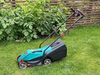 Elektrická sekačka BOSCH Rotak 32 Ergo Flex H - 14