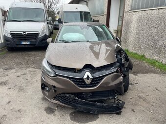 Renault Clio V - 14