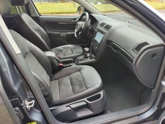 Škoda Octavia 1,8 TSi Laurin&Klement DSG top - 14