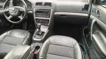 Škoda Octavia 1.6 TDi Elegance, Šíber, Xenon, Výhrev 2012 - 14