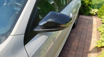 ČIERNE KRYTY spätných zrkadiel. - 14