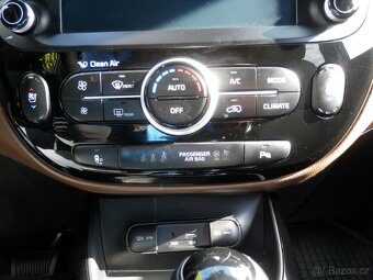 Kia Soul 1.6GDi 97kW EXLUSIVE automat 7/2015 - 14