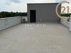 Prodej bytu 4+kk (95 m2) s privátní střešní terasou s výhled - 14