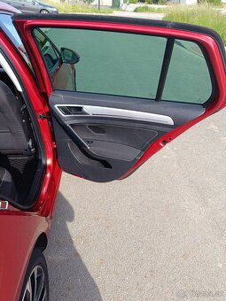 Volkswagen Golf VII 1,4 Tsi dsg výbava CUP - 14