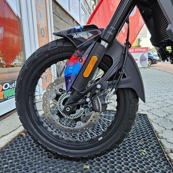 Voge 650DSX ABS, najeto pouze 57 km, bez poškození - 14