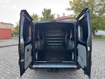 RENAULT TRAFIC 2.0DCI 84KW LONG BLACK EDITION R.V.2013 - 14