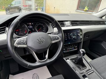 VW Passat B8 2.0 TDi 110Kw/Highline/MatrixFulled/Navi/145Tkm - 14