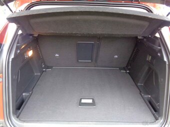 Peugeot 3008 1,5 HDI EAT8 ACTIVE 130.000 km - 14