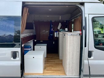 Ford Transit 2.2 TDCi 103 kW L2H2 Obytný vůz - 14