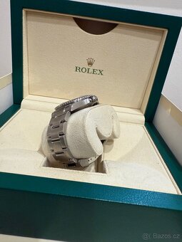 Rolex Submariner 16610LN (2010) – NOS, Full Set - 14