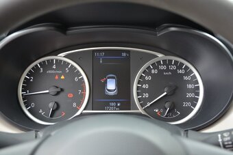 Nissan Micra TEKNA  1,0 i   74 kw 2020  jen  17000km - 14