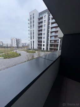 Pronájem bytu 2+55 v Praze - ul. V třešňovce - 14