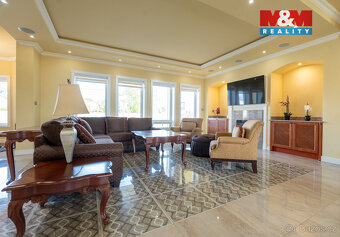 Prodej rodinného domu, 429 m², Louny, ul. Březinova - 14