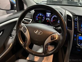 Hyundai i30 1,4 CRDI TRIKOLOR NOVÉ PNEU - 14