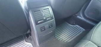 Škoda Octavia 2 1.4 TSI 90 Kw Elegance Xenony - 14