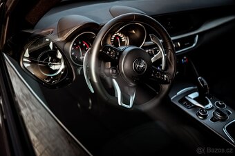 Alfa Romeo Stelvio Veloce 280 Q4 - TOP ZÁNOVNÍ STAV - 14