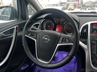 OPEL ASTRA 1,6CDTi 100kW Sports Tourer - MÁLO KM - - 14