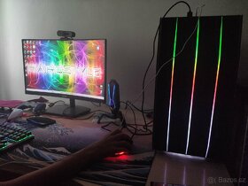 Herní počítač, monitor - 14