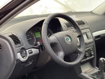 Škoda Octavia II combi 1.9 TDi,77kW,manual,Elegance,1.maj - 14