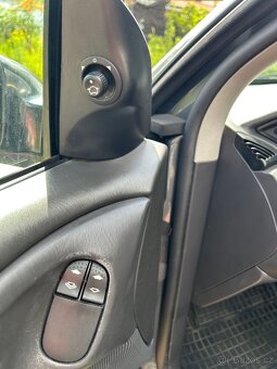 Ford Focus 1.6 74kw - 140 tis. km - 14