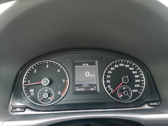Volkswagen Touran 2.0 TDi CR103kW Highline Panorama - 14