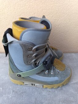 Snowboard zn. BURTON 141 cm-boty st.-26 cm.. - 14