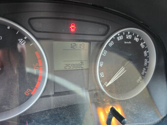Prodám Škoda Fabia 1.4 TDI 59kW, r.v. 2008 - 14