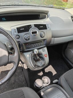 Prodám Renault Scénic rv. 2009 1.6 82kw - 14