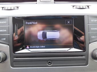 Prodám Volkswagen Golf, 1.6 TDI 4Motion Top stav - 14