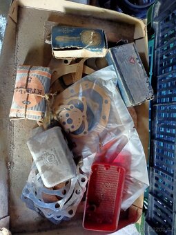 Různé díly viz foto - 14