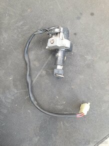 Náhradní díly Honda VTR 1000F - 14