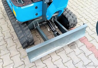 Minibagr 1450kg s motorem Laidong 19kW - 14