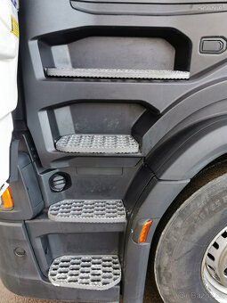 Prodám tahač SCANIA S450 EURO 6 retardér - 14
