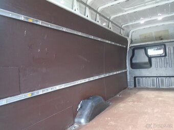 Ford Transit 2.2 TDCi JUMBO 350 - 14