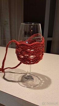 Nosička / obal na krk na skleničku vína - 14