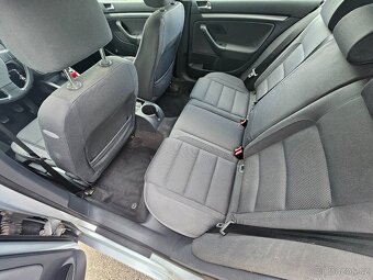 Volkswagen Golf V 2.0TDI - 14