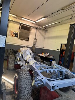 NISSAN PATROL Y60 . Kompletně po Renovaci - 14