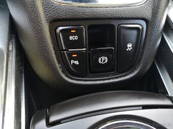 Opel Zafira 2.0 CDTi 125 kW 7.Míst NAVI - 14
