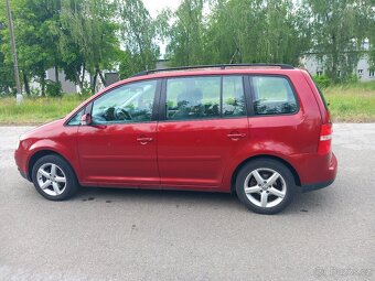 Volkswagen Touran 1.6 benzin kw 85 rok 2005 - 14