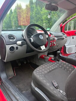 VW NEW BEETLE 2.0 - 14