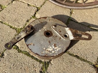 Jawa 175 250 speciál - zadní kolo - 14