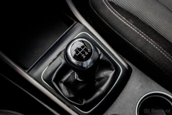 Hyundai i30 1.6i MPI DOHC CVVT Comfort - 14