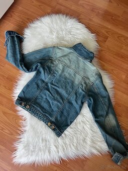ZARA DŽÍNOVÁ BUNDA VEL.M - 14