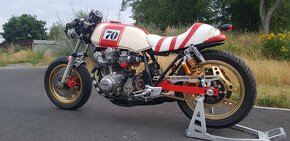 Cafe Racer Honda CB750f bol dor prestavba - 14