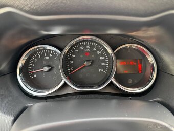 Prodám Dacia Duster 4x4 1,2 benz 92 KW rv 16 - 14