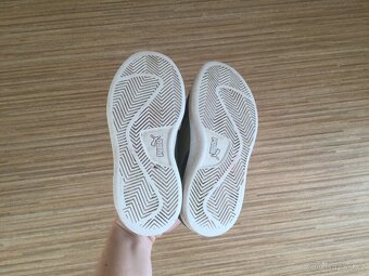 Boty zn. NIKE, UMBRO, PUMA vel. 30 a 31, 1x ZDARMA - 14