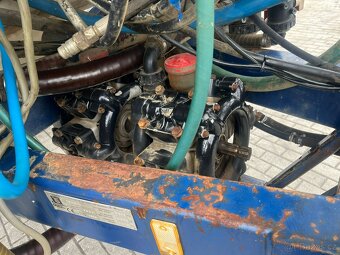 Tažený postřikovač SIEGER ( AgriFac) TSMR 3000 l , 24 m - 14