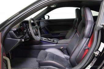 Porsche 911, Carrera 4 GTS - 14