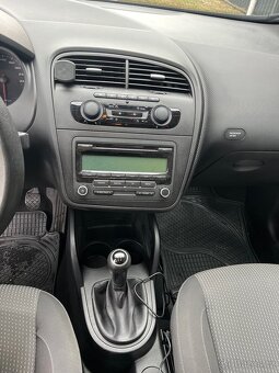 SEAT ALTEA XL 1.6 TDI, 2012, 172xxx km, klima, platná STK - 14